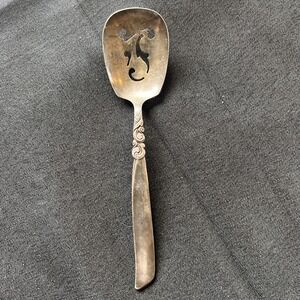 Oneida Community Silverplate  SOUTH‎ SEAS 1955 - 5 1/2" Pierced Relish Spoon